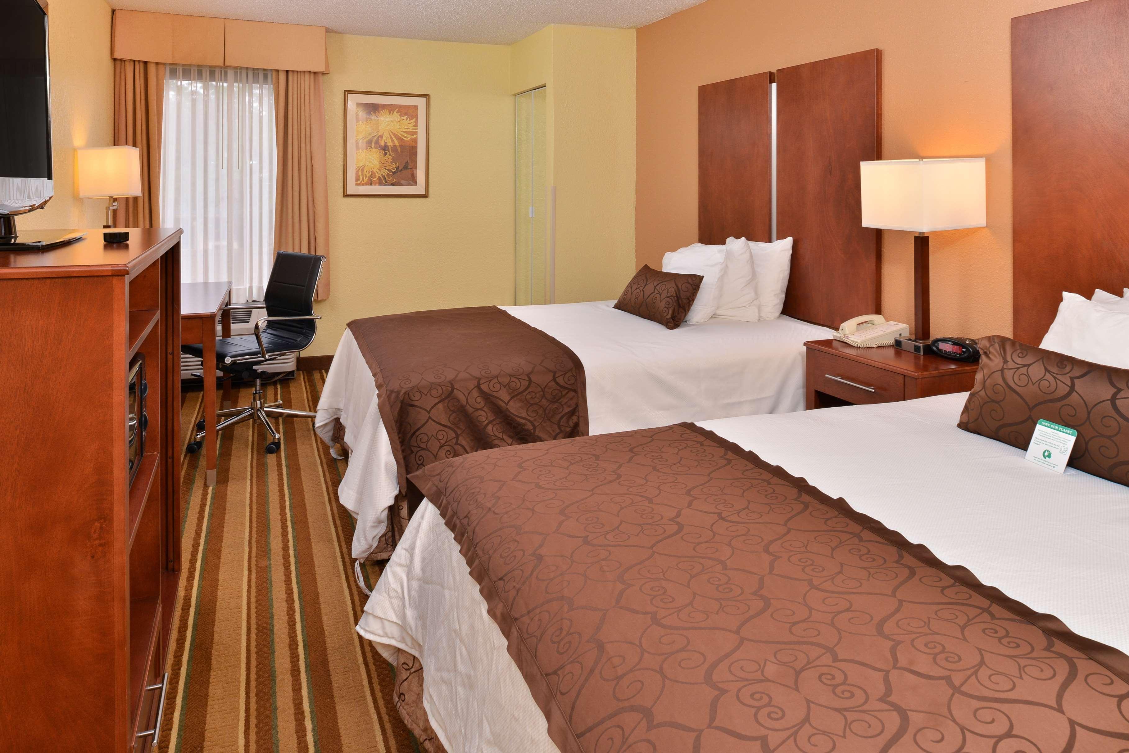Best Western Plus Richmond Sandston Buitenkant foto