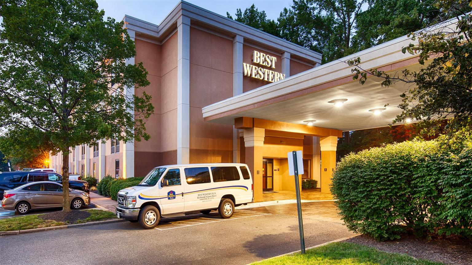 Best Western Plus Richmond Sandston Buitenkant foto